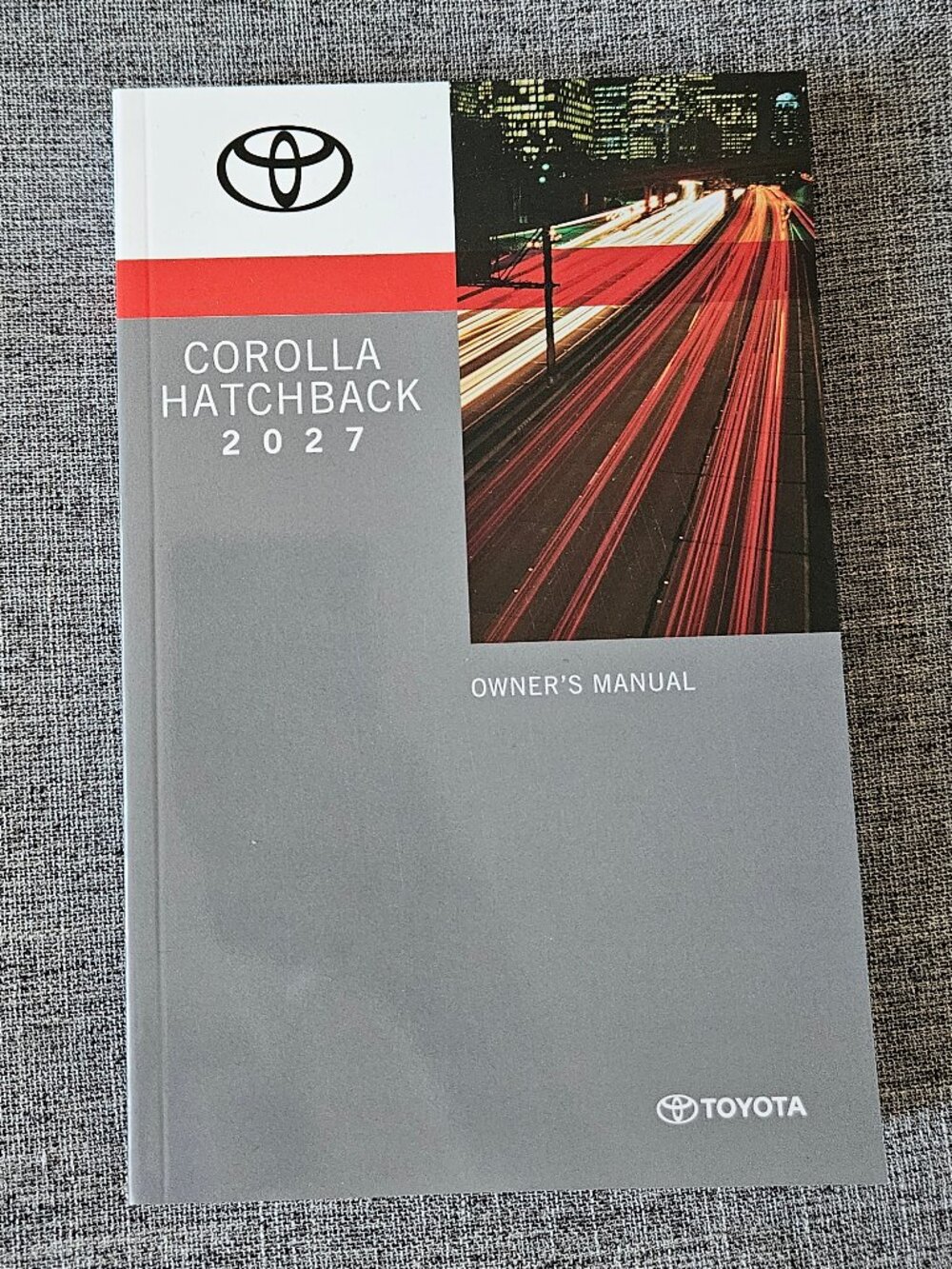 2027 TOYOTA COROLLA HATCHBACK Owner's Manual OM12R80U